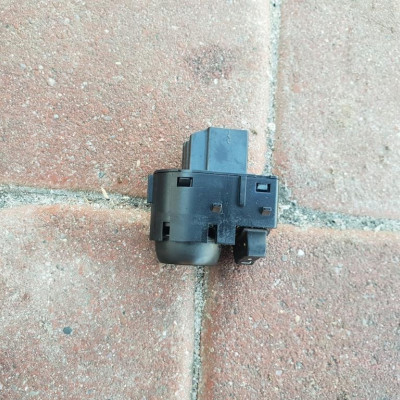 Przełącznik regulacji lusterek Astra K V 22934609