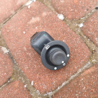 Przełącznik składanych lusterek Renault Captur