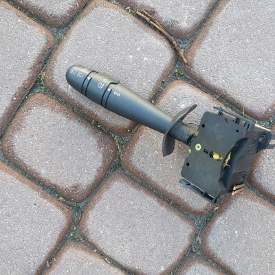 Przełącznik świateł VIVARO TRAFIC 8200490948