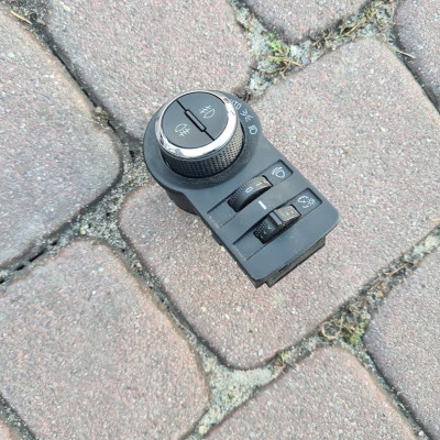 Przełacznik świateł włacznik Opel Mokka 95297422