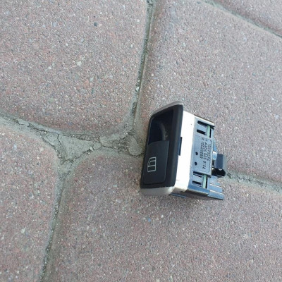 Przełącznik szyb Mercedes W218 CLS A2049058102