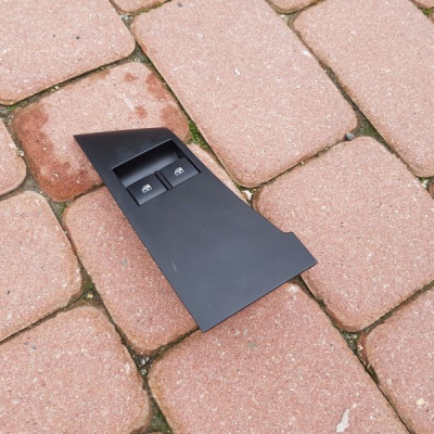 Przełacznik szyb Opel Astra J IV 13305978 EU