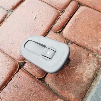 Przełącznik szyb Renault Master Movano 8200548968