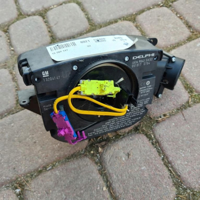 Przełącznik zespolony taśma Opel Vectra C 13204147