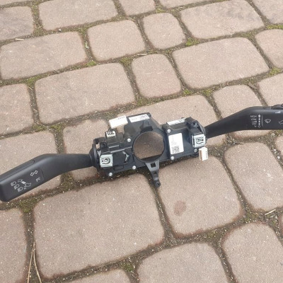 Przełącznik zespolony VW Jetta 5C6 1K5953521BL