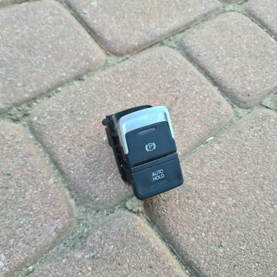 Przycisk hamulca ręcznego VW Golf VII 5G0927225B