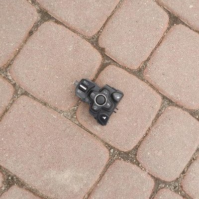 Przycisk kierownicy Opel Insignia 23160415