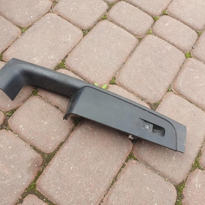 Rączka panel boczka Skoda Superb II 3T0867198