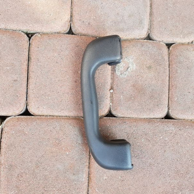 Rączka podsufitki czarna Opel Astra H III 3 GTC