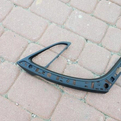 Rączka uchwyt boczka drzwi Opel Astra J IV