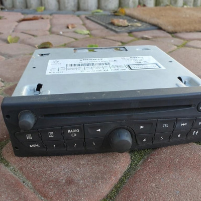 Radio BOSCH Oryginał Vivaro Trafic Primastar 13r