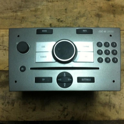 Radio CDC40 OPERA Vectra C Signum Zafira