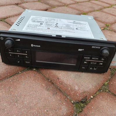 Radio MP3 bluetooth Vivaro B Trafic III 281157689R