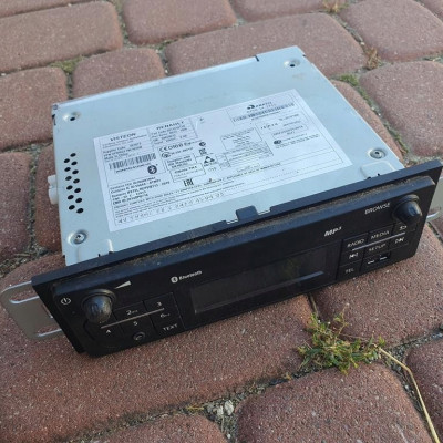Radio Oryginalne RENAULT Vivaro B Trafic III