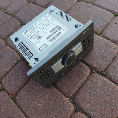 Radio UCH-UK6 CD30 MP3 VIVARO TRAFIC 13292090