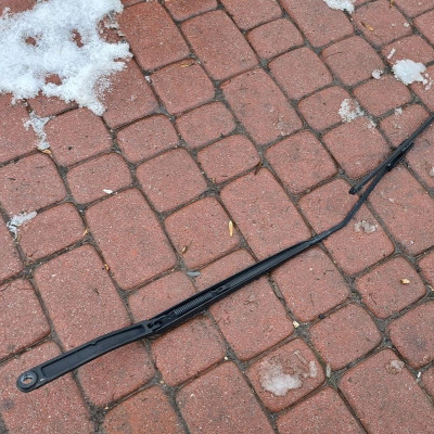 Ramie wycieraczki EU Renault Clio IV 4 288861373R