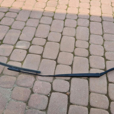 Ramię wycieraczki przód Renault Clio IV 288869893R