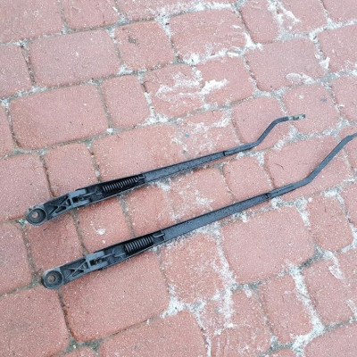 Ramiona wycieraczek Europa Toyota Corolla Verso