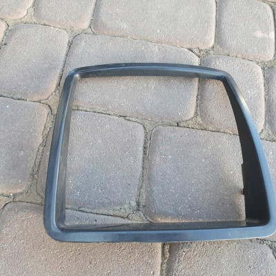 Ramka obudowa nawigacji VIVARO TRAFIC 8200933948