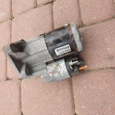 Rozrusznik 1.6DCI Vivaro B Trafic III 233003248R