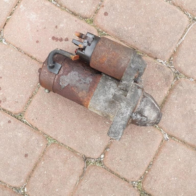 Rozrusznik 2.0DCI VIVARO TRAFIC