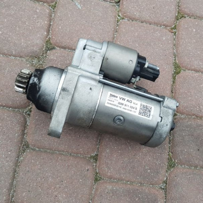 Rozrusznik Passat B8 2017r 02M911024S