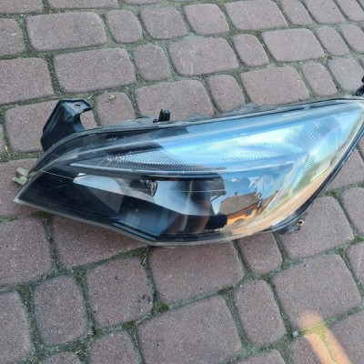 Lampa przód przednia lewa Opel Astra J IV 13371595