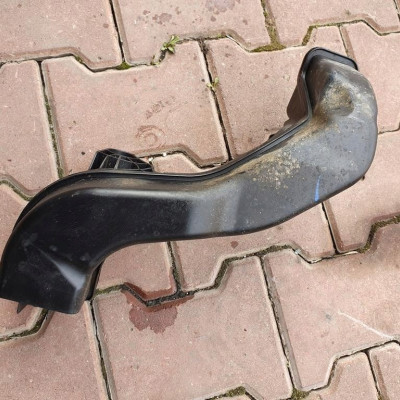 Rura dolot powietrza Vivaro Trafic III 214757782R