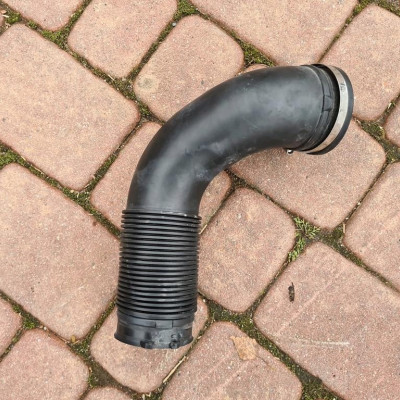 Rura filtra powietrza 1.6 Opel Astra J IV 13254591