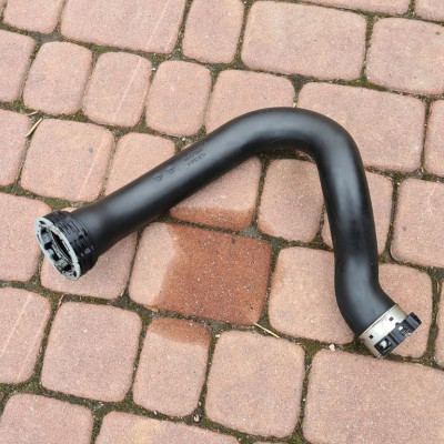 Rura intercoolera 2.0D Opel Insignia B 39096279