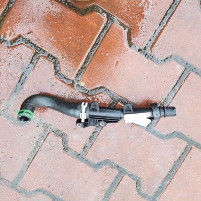 Rura kolanko 1320921 R9M D450 Vivaro Trafic III 3