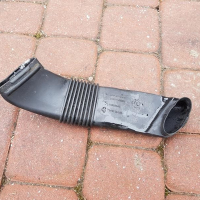 Rura nawiew plastik Vivaro B Trafic III 244936098R