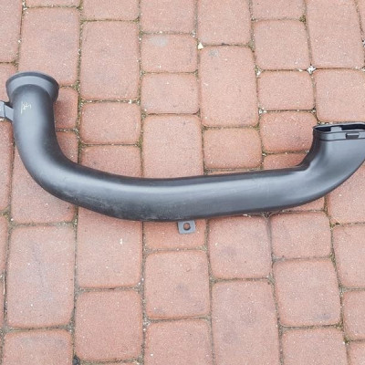 Rura powietrza Vivaro B Trafic III 278719364R