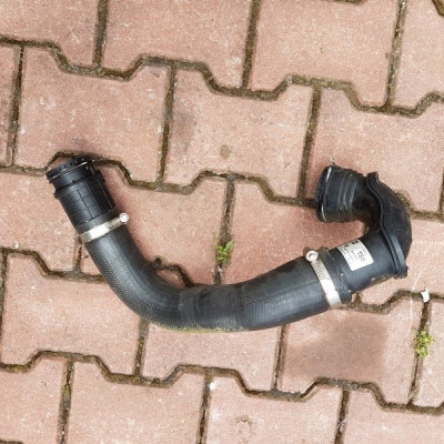 Rura przewód intercoolera Opel Zafira C 13402257