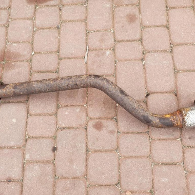 Rura przewód siatka wydech 2.0DCI VIVARO TRAFIC