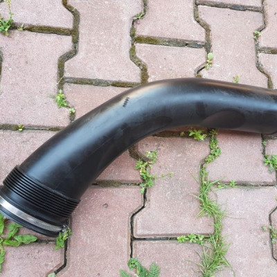 Rura przewód wąż 2.8T Opel Insignia OPC 55560899