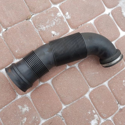 Rura wąż przewód Opel Insignia A28NET 55560903