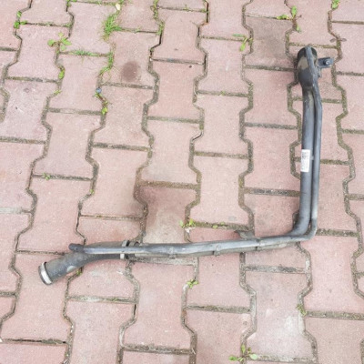 Rura wlew paliwa korek Opel Zafira C 13465743