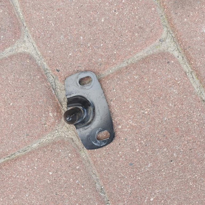 Rygiel zamek drzwi tył tylny Vivaro B Trafic III