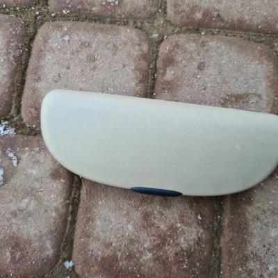 Schowek na okulary kremowy Opel Insignia
