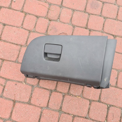 Schowek pasażera europa Opel Corsa E 39013999