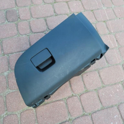 Schowek pasażera Opel Corsa E 13382335