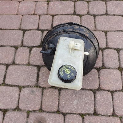 Serwo hamulcowe 1.9DCi VIVARO TRAFIC 8200116384