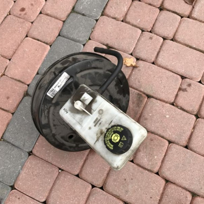 SERWO HAMULCOWE VIVARO TRAFIC 8200837097 93861713