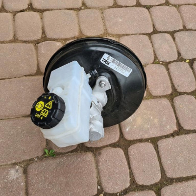 Serwo pompa Europa Renault Clio IV 472104788R