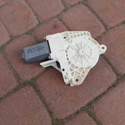 Silniczek drzwi szyb audi a4 a5 8K0959801 B