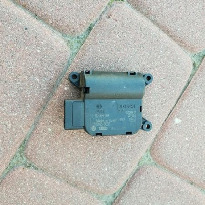 Silniczek nagrzewnicy Audi A6 C6 0132801358