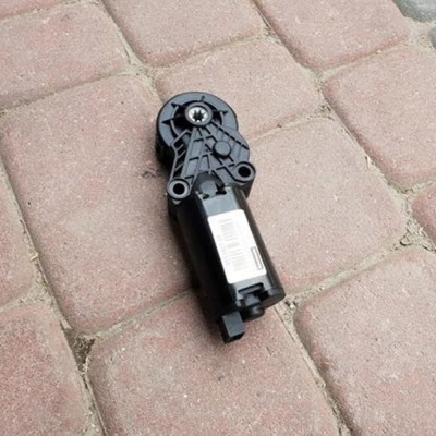 Silniczek regulacji fotela Zafira C 451342705