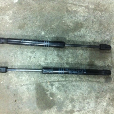 Siłownik siłowniki Amortyzator maski BMW F10 F11