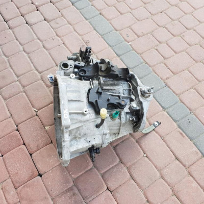 Skrzynia biegów PF6050 1.6 Vivaro B Trafic III